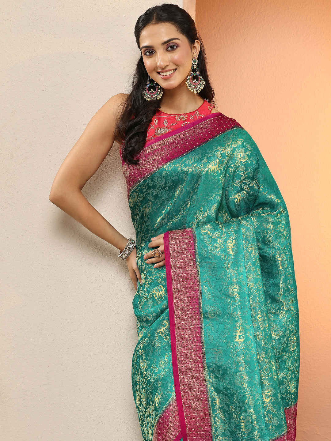Green Woven Design Silk Blend Sarees With Unstitched Blouse Piece