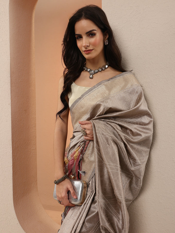 Grey Embellished Silk Blend Saree With Unstitched Blouse Piece