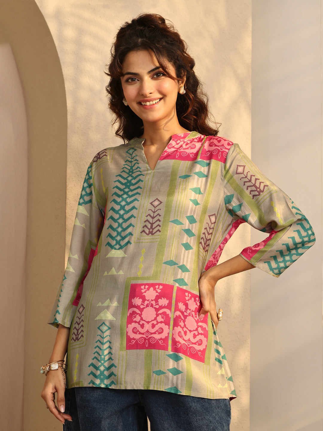 Grey Geometric Printed Muslin Straight Short Kurti