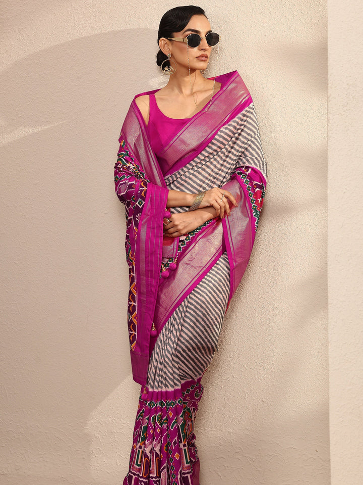 Grey Leheriya Printed Silk Blend Saree With Unstitched Blouse Piece