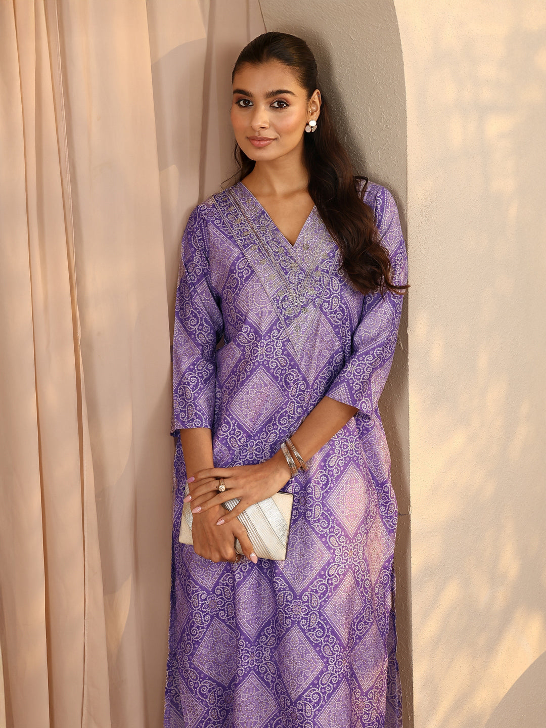Lavender Bandhani Printed Silk Blend Straight Kurta
