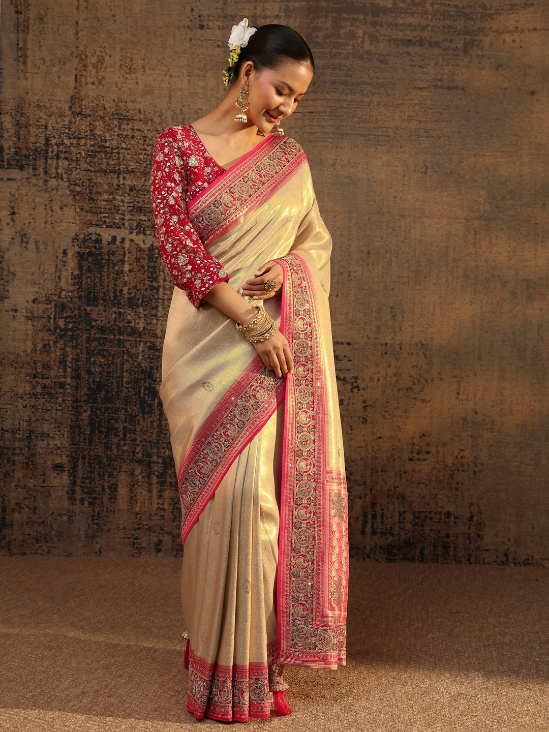 Libas Art Gold Ethnic Motifs Woven Design Silk Blend Saree With Unstitched Blouse Piece