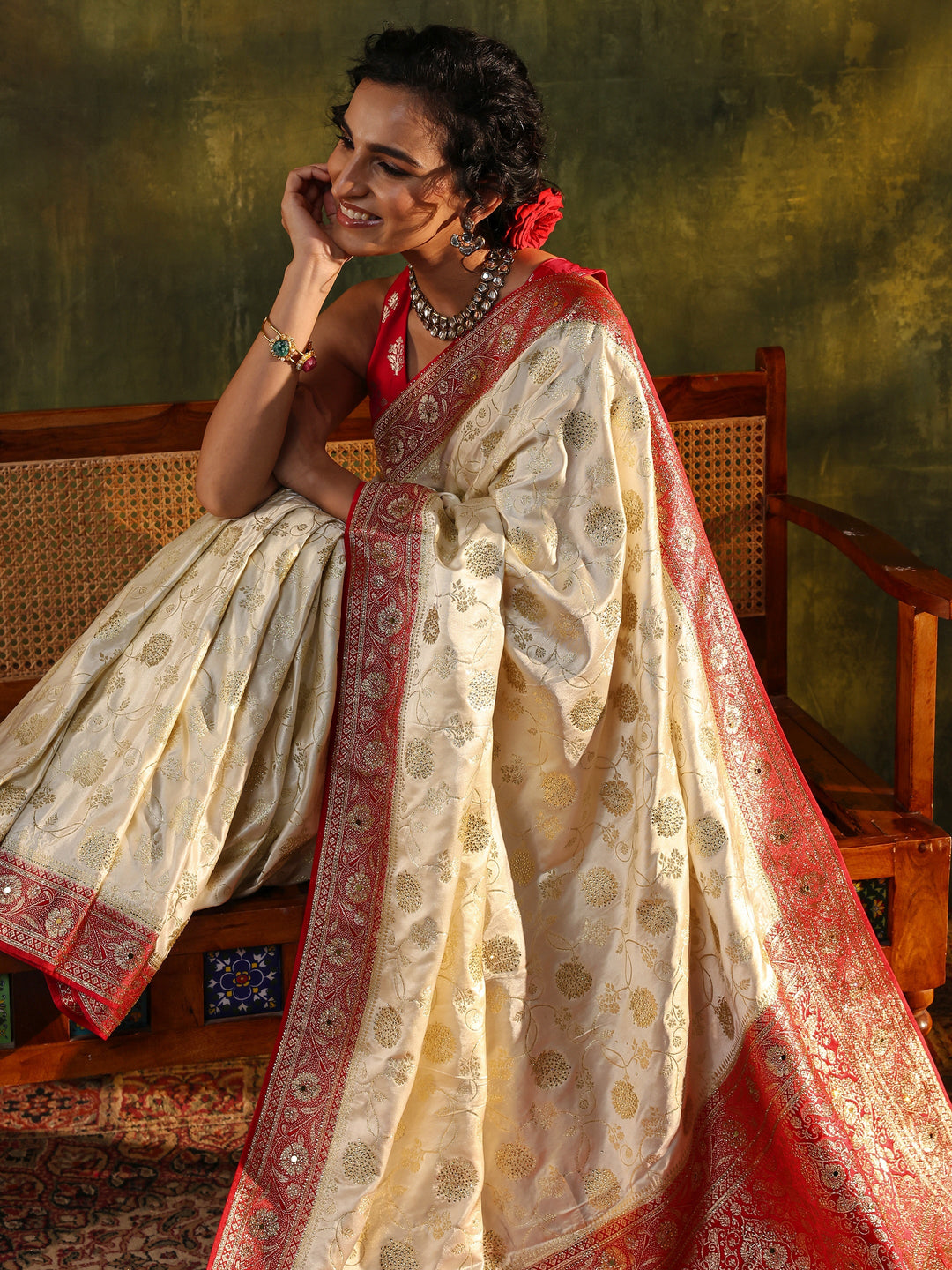 Libas Art Ivory Woven Design Silk Blend Banarasi Saree With Unstitched Blouse Piece