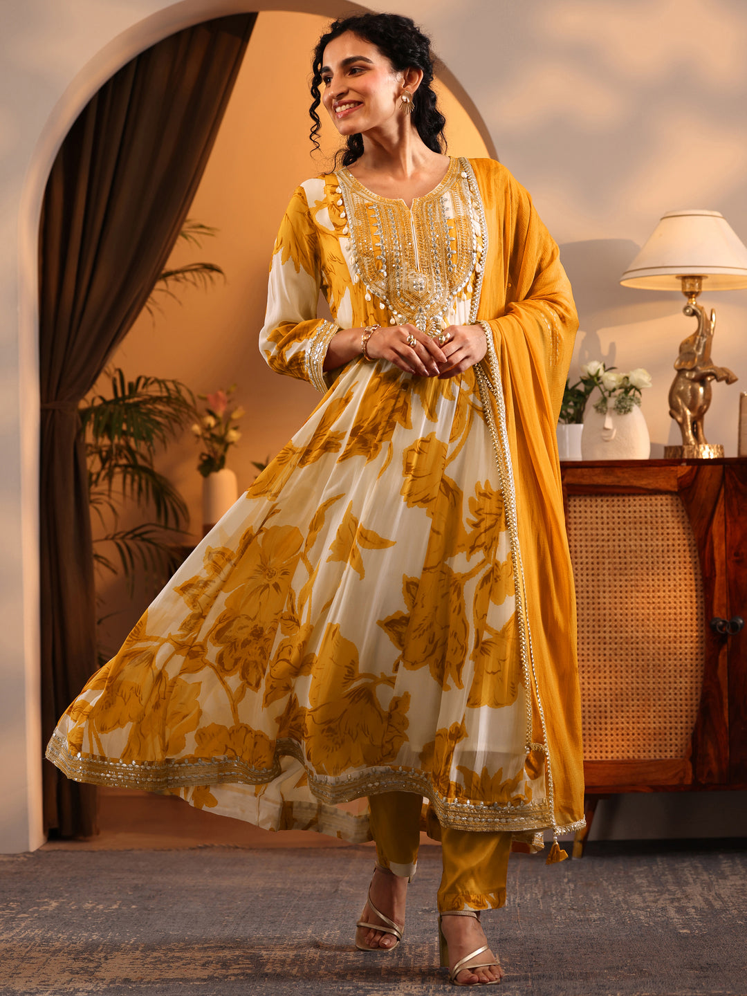 Buy Off White Printed Georgette Anarkali Suit Set With Dupatta Online in USA at $91.00 Buy Off White Printed Georgette Anarkali Suit Set With Dupatta Online in USA at $91.00