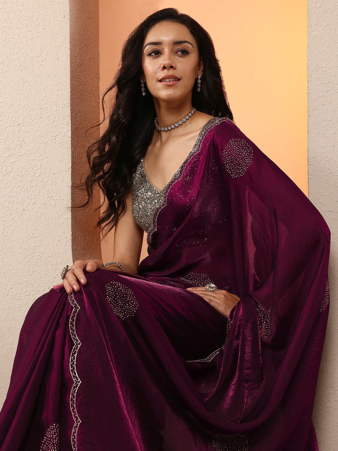 Maroon Embellished Organza Saree With Unstitched Blouse Piece