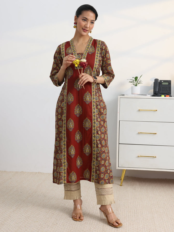 Maroon Floral Printed Cotton Blend Straight Kurta