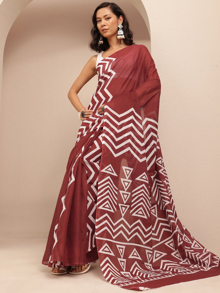 Maroon Geometric Printed Cotton Saree With Unstitched Blouse Piece