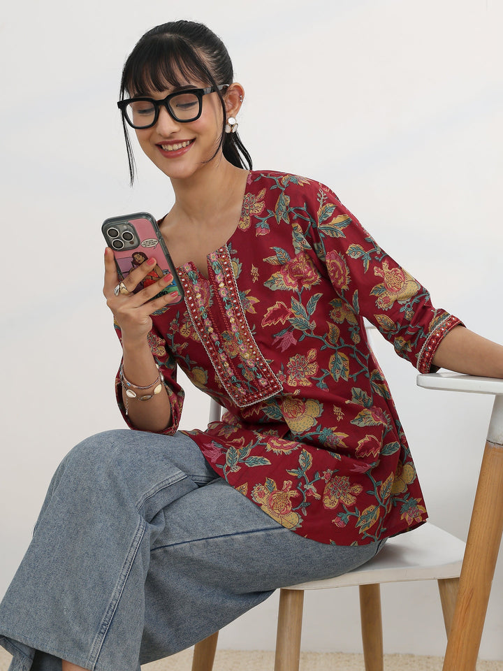 Maroon Printed Cotton Straight Short Kurti