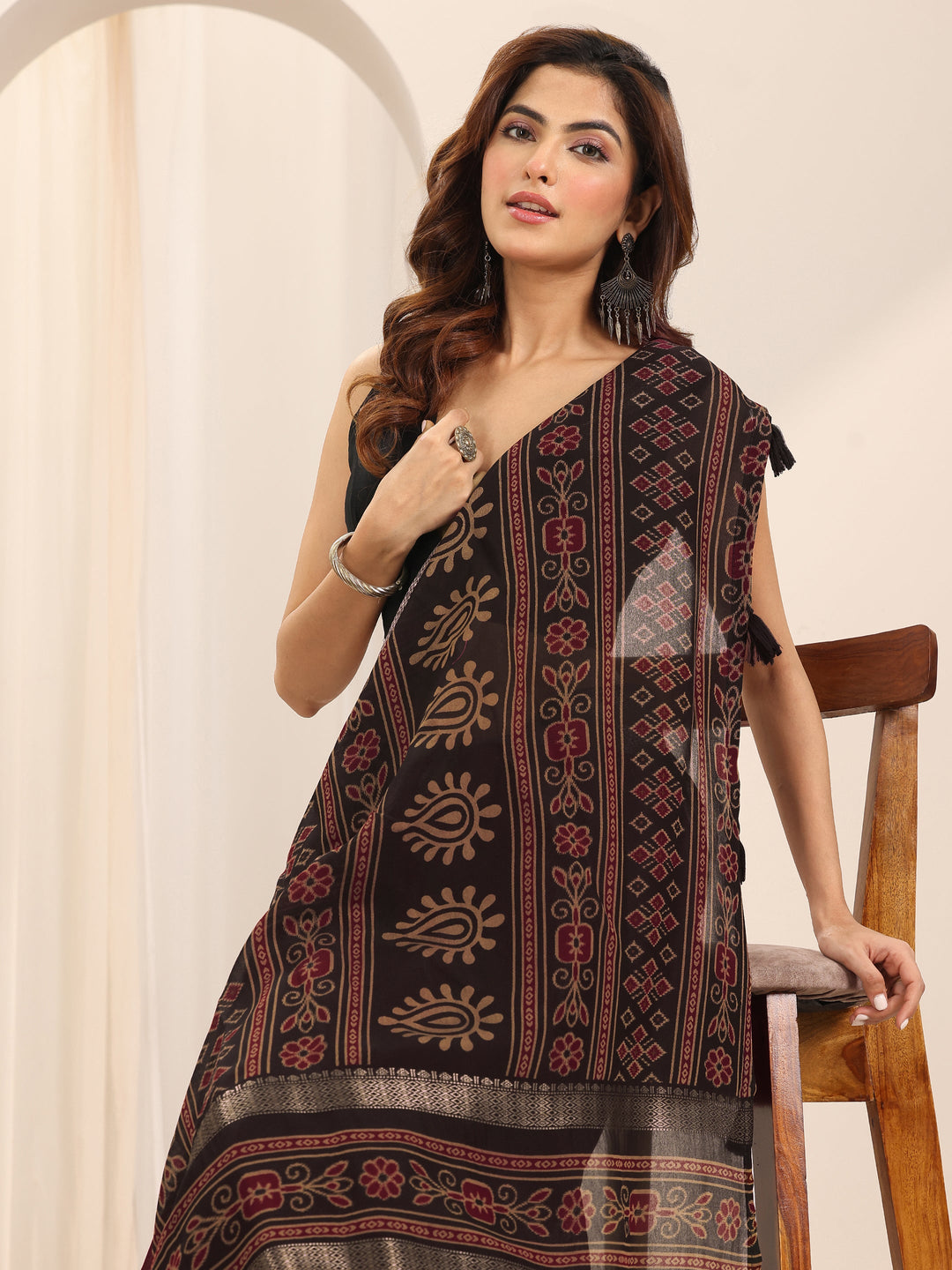 Maroon Solid Cotton Silk Saree With Unstitched Blouse Piece