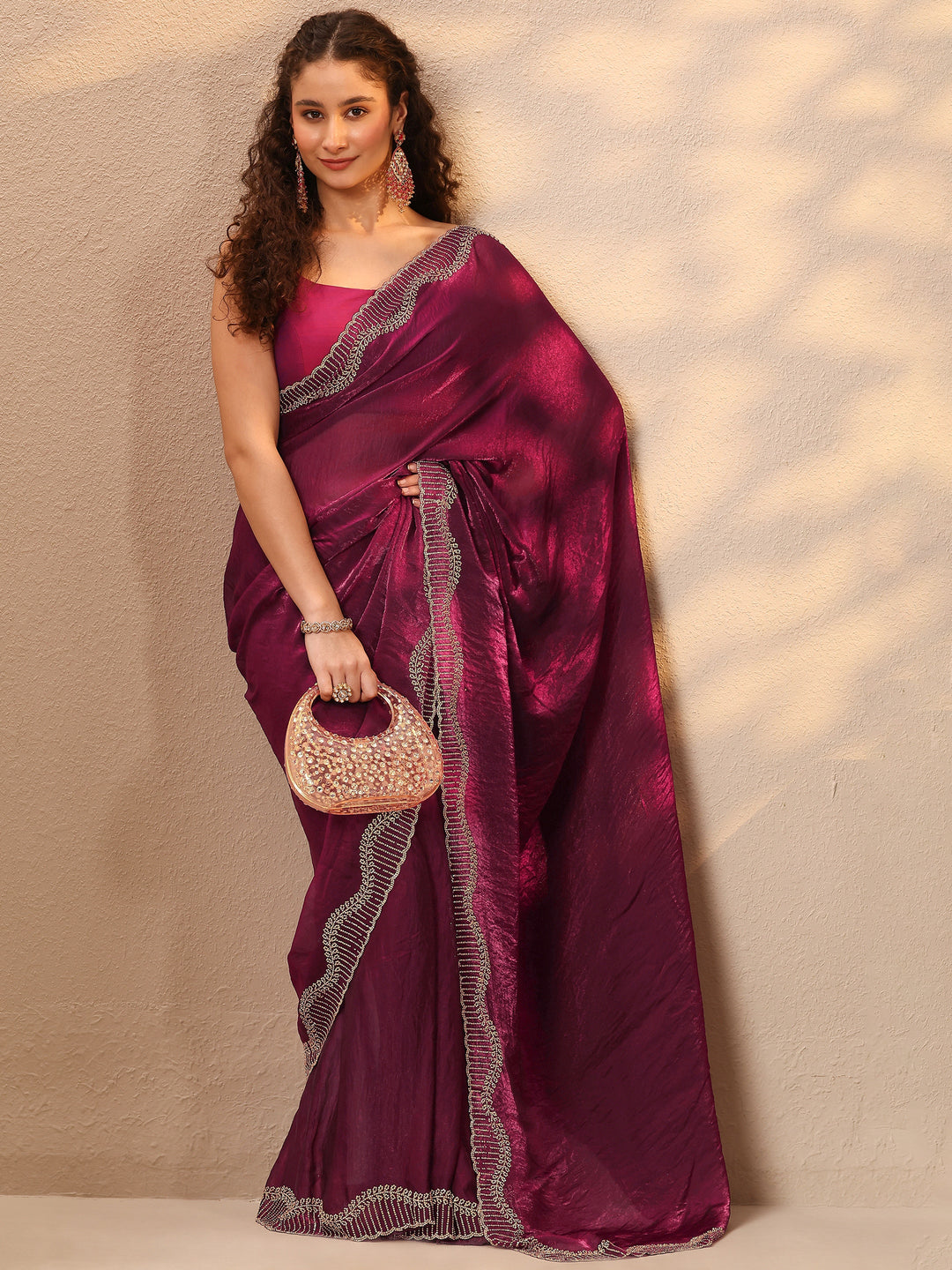 Maroon Solid Silk Blend Saree With Unstitched Blouse Piece