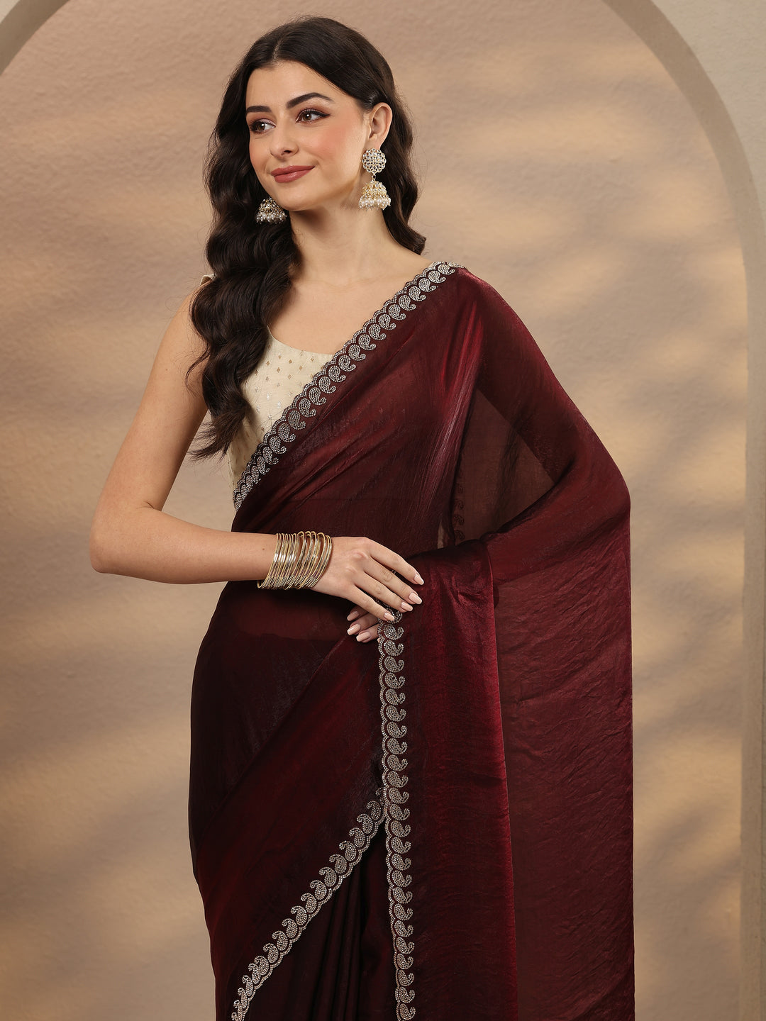 Maroon Solid Silk Blend Saree With Unstitched Blouse Piece