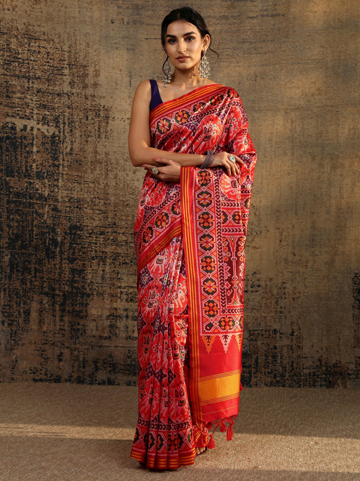 Multi Abstract Printed Silk Saree With Unstitched Blouse Piece