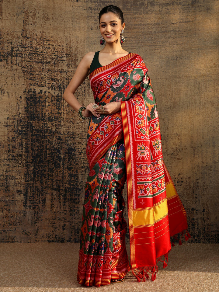 Multi Printed Silk Saree With Unstitched Blouse Piece