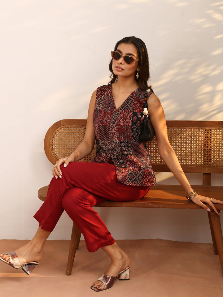 Multicolor Ethnic Motif Printed Silk Blend Straight Short Kurti