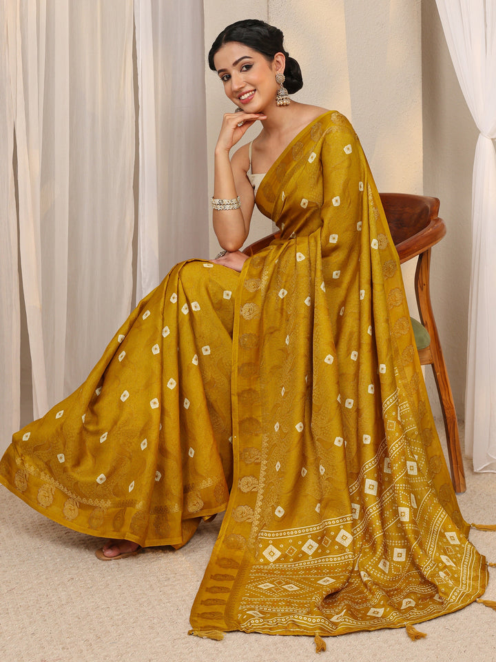 Mustard Bandhani Printed Silk Blend Saree With Unstitched Blouse Piece