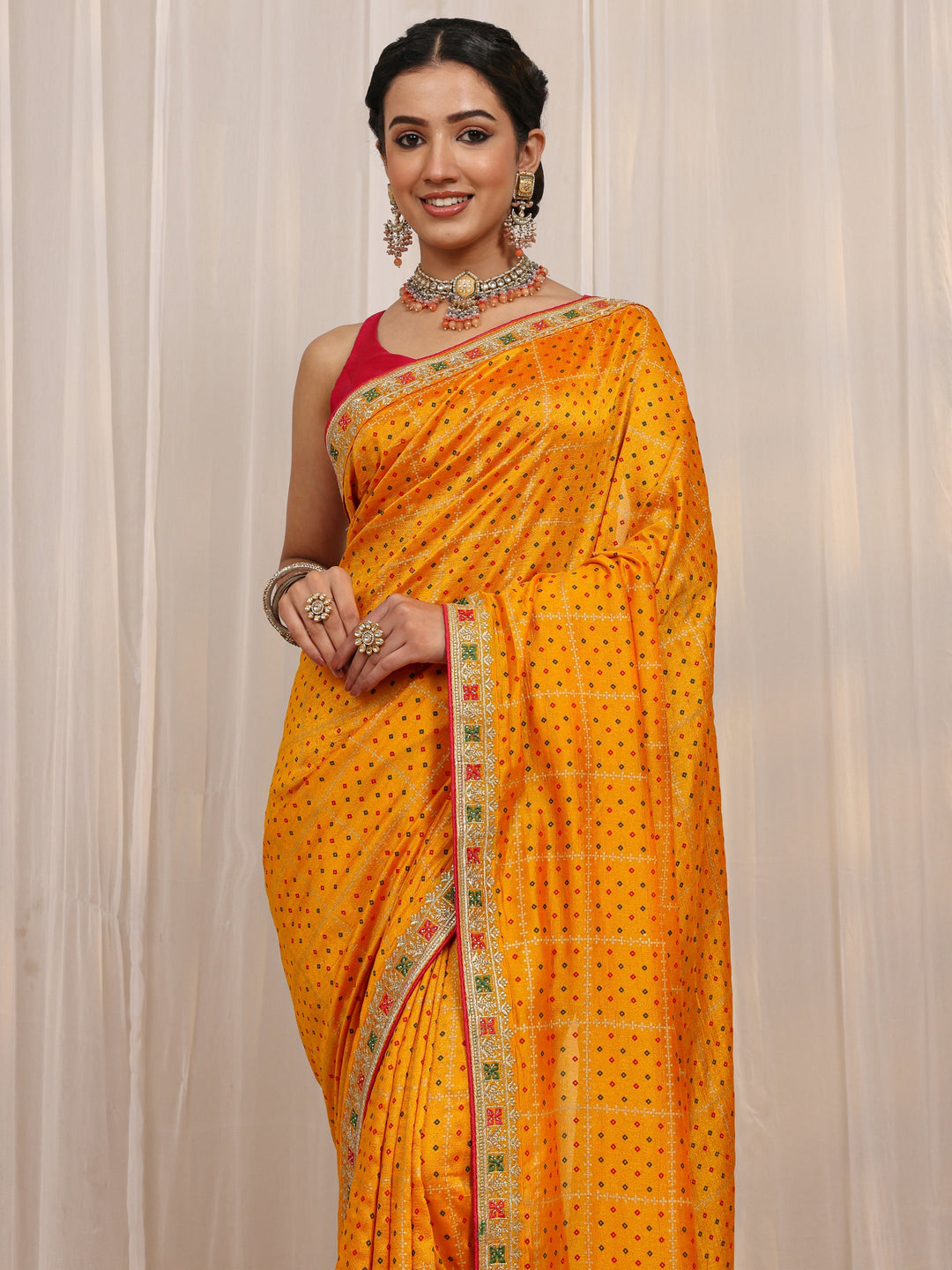 Mustard Bandhani Printed Silk Blend Saree With Unstitched Blouse Piece
