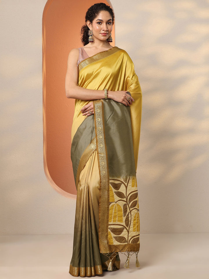 Mustard Embellished Silk Blend Saree With Unstitched Blouse Piece