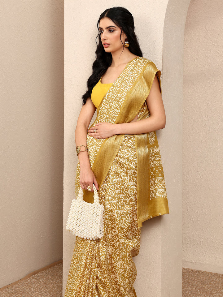 Mustard Paisley Printed Silk Blend Saree With Unstitched Blouse Piece