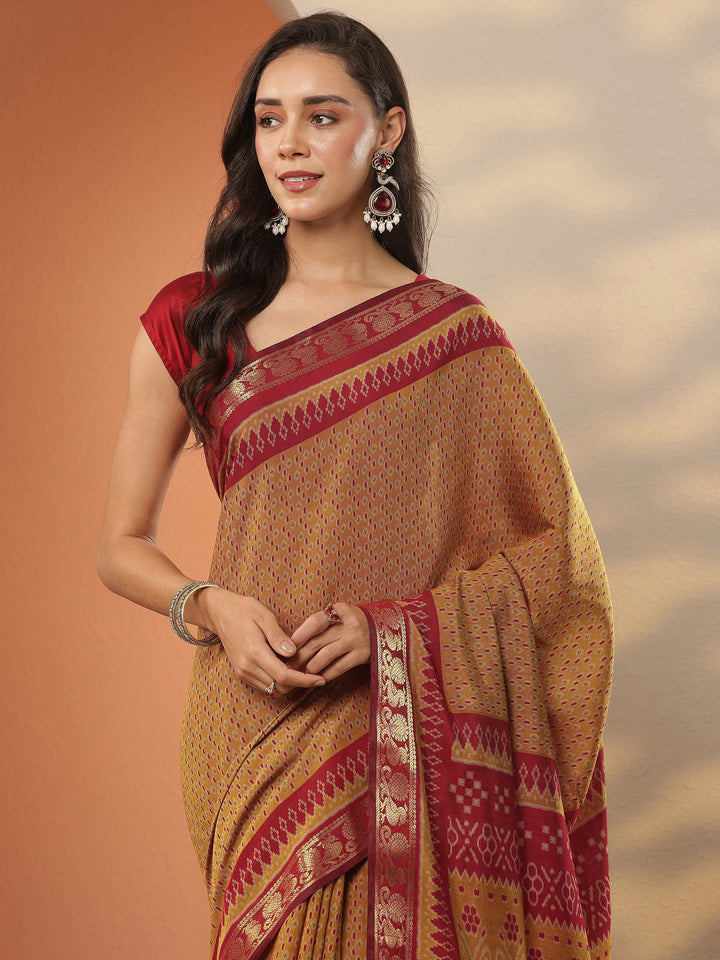 Mustard Printed Silk Blend Saree With Unstitched Blouse Piece