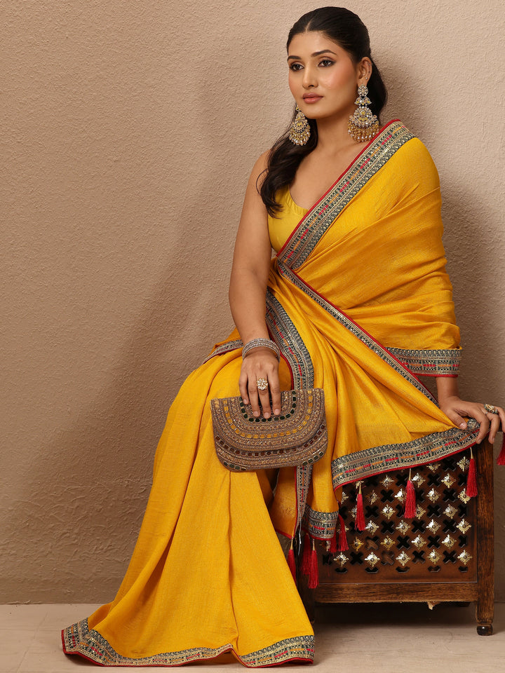 Mustard Solid Silk Blend Saree With Unstitched Blouse Piece