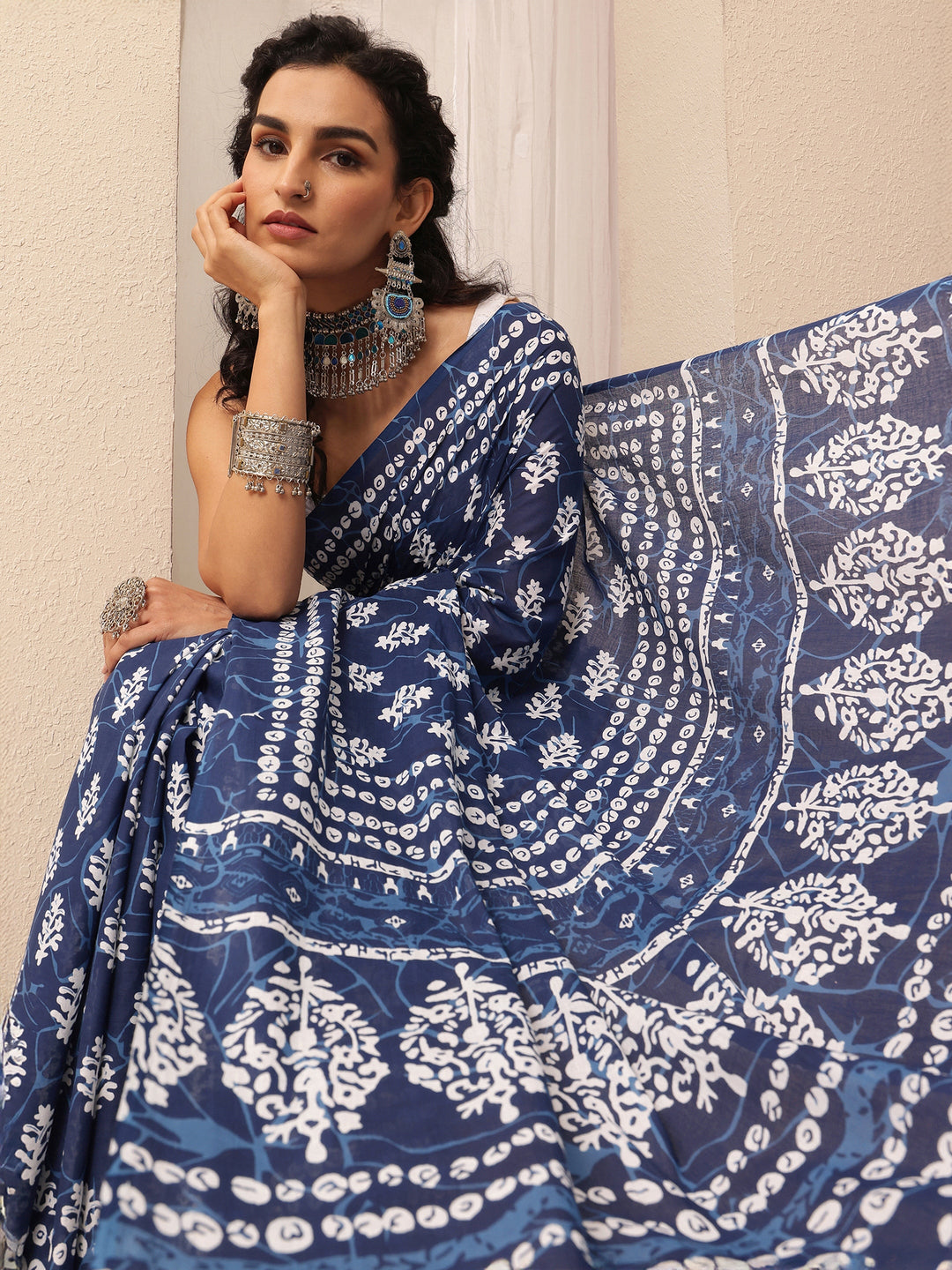 Navy Blue Block Printed Cotton Saree With Unstitched Blouse Piece