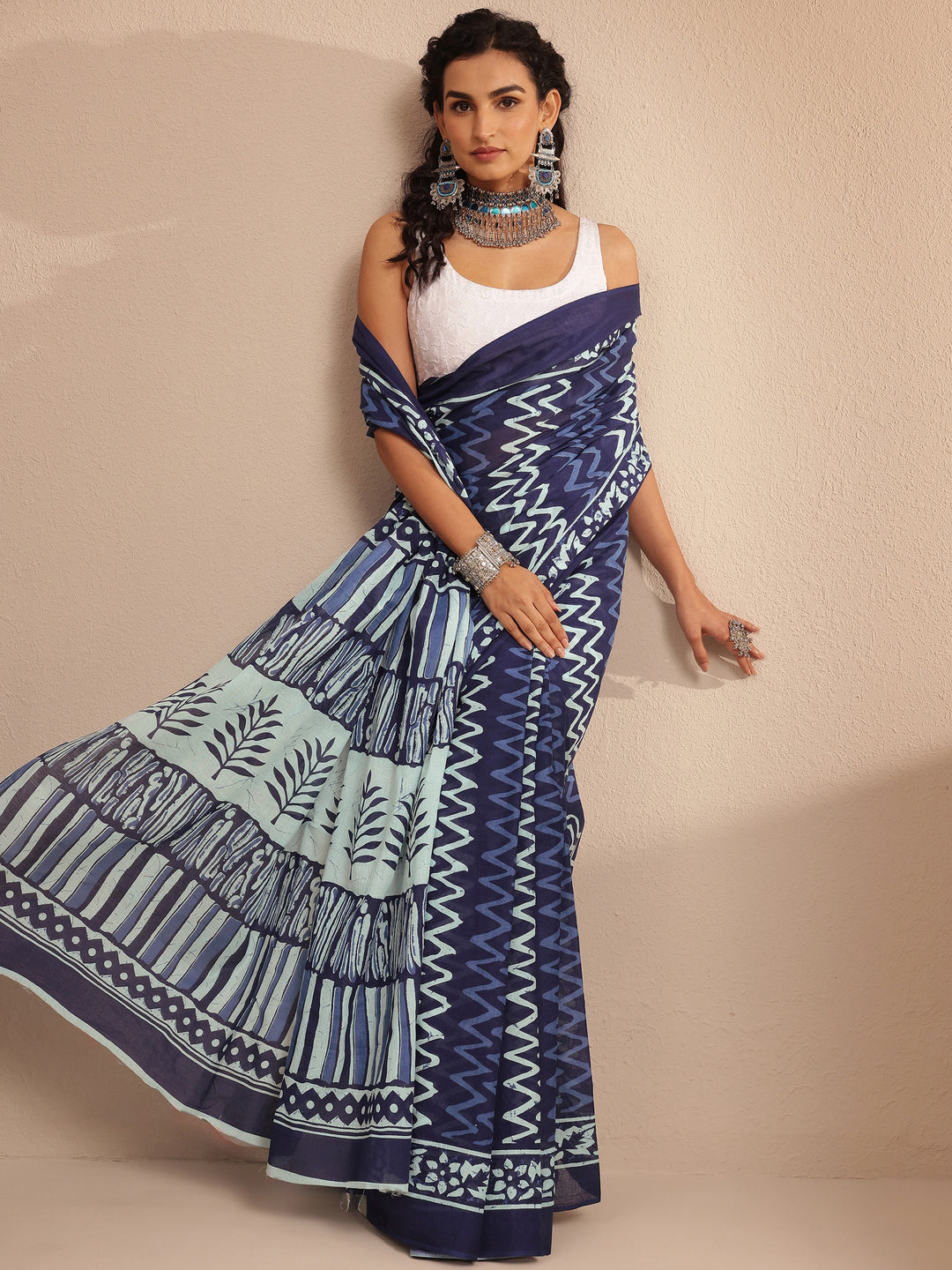 Navy Blue Chevron Printed Cotton Saree With Unstitched Blouse Piece
