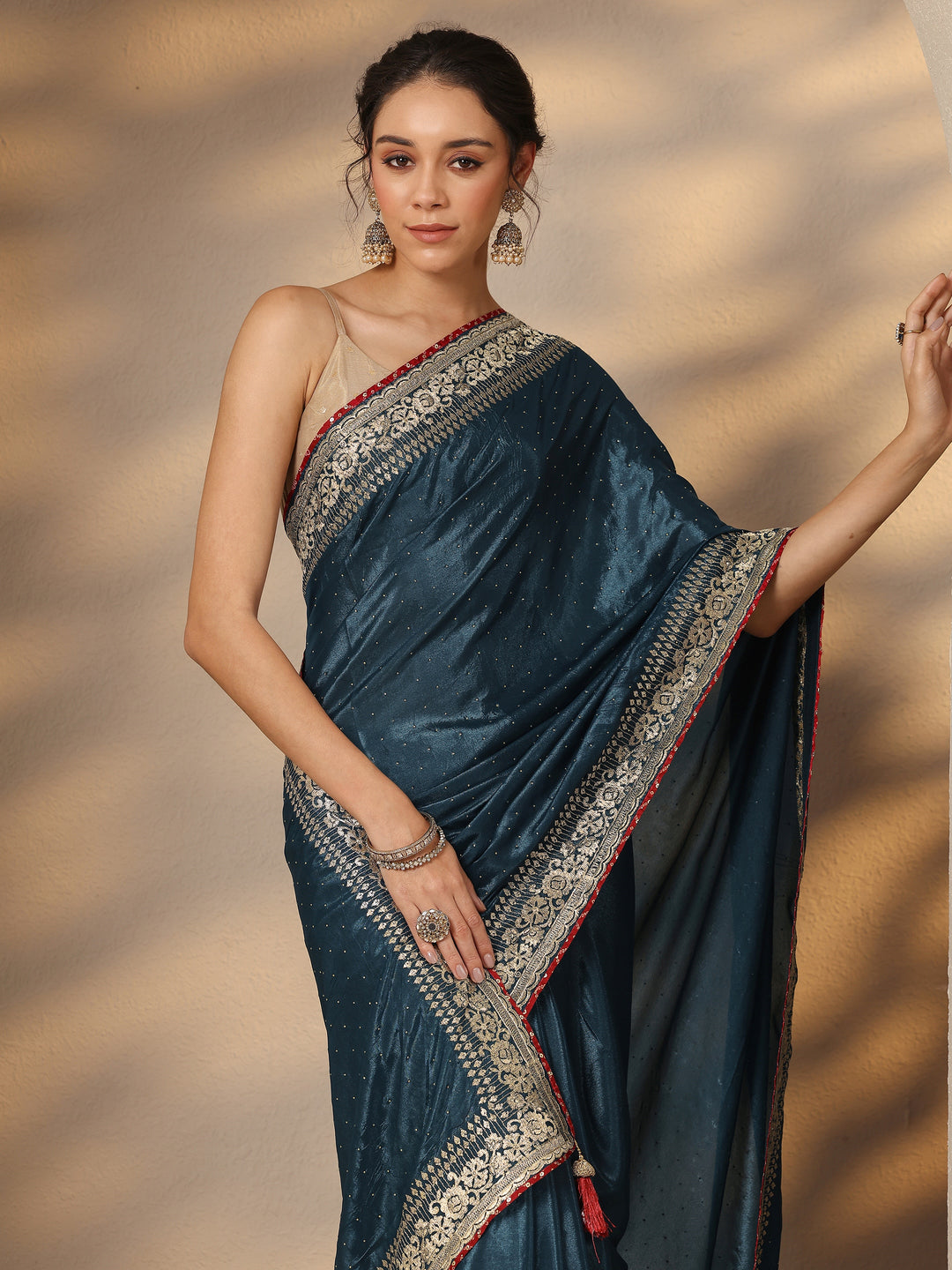 Navy Blue Embellished Silk Blend Saree With Unstitched Blouse Piece