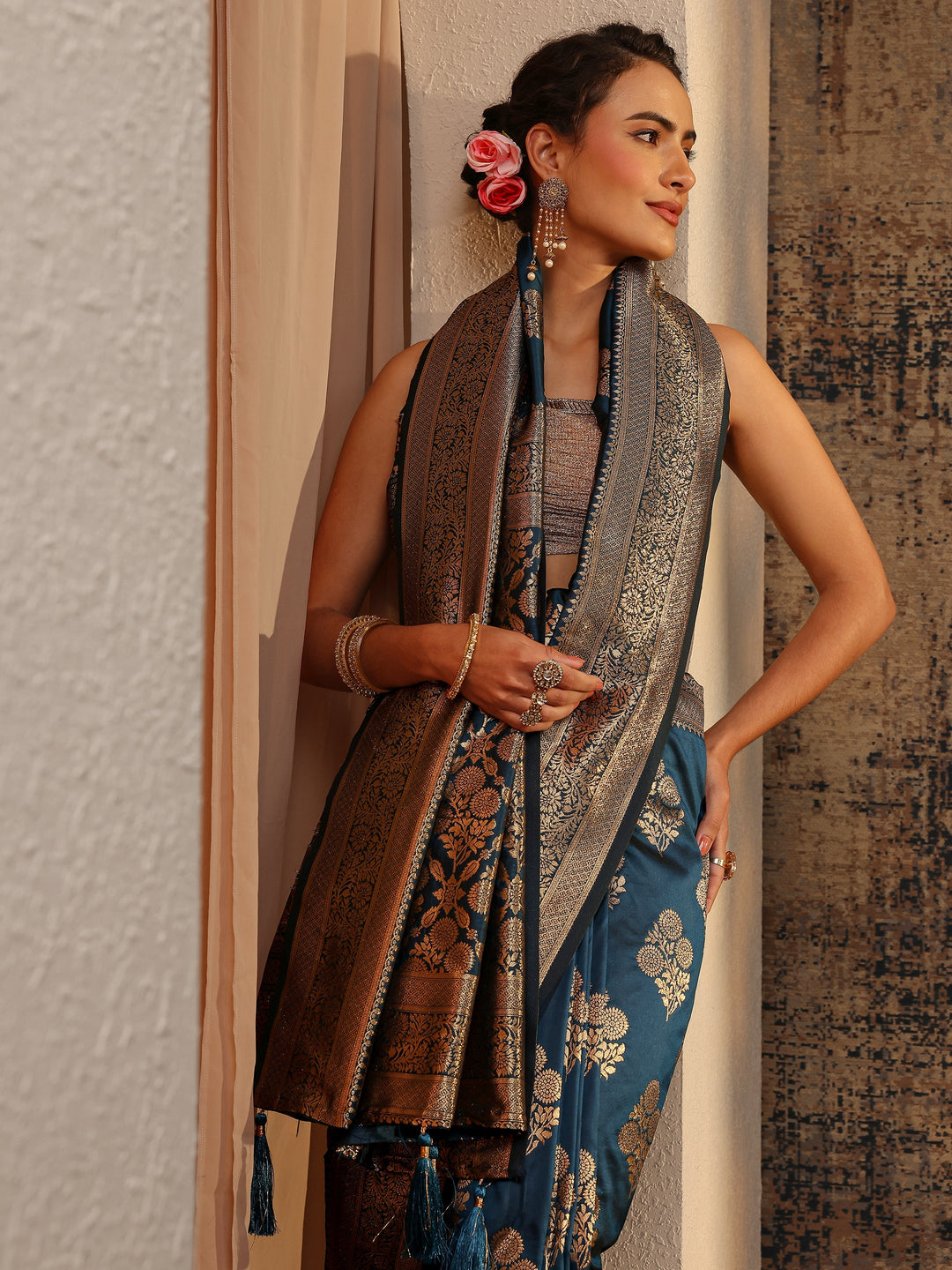 Navy Blue Floral Woven Design Silk Blend Saree With Unstitched Blouse Piece