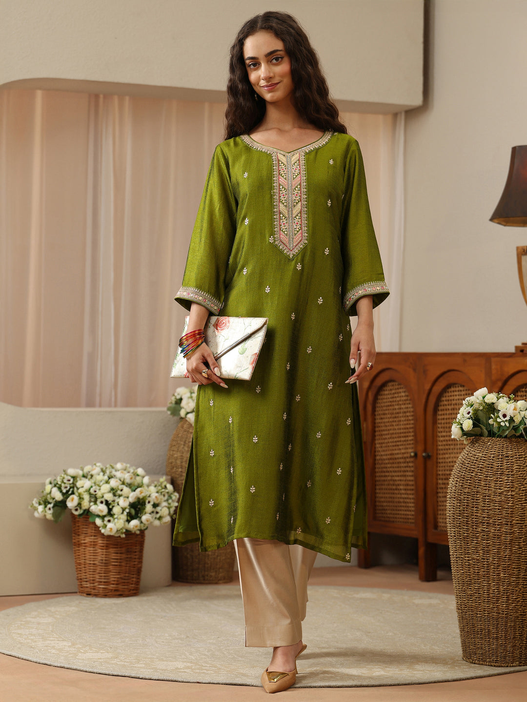 Fern Green Embroidered Silk Blend Straight Kurta