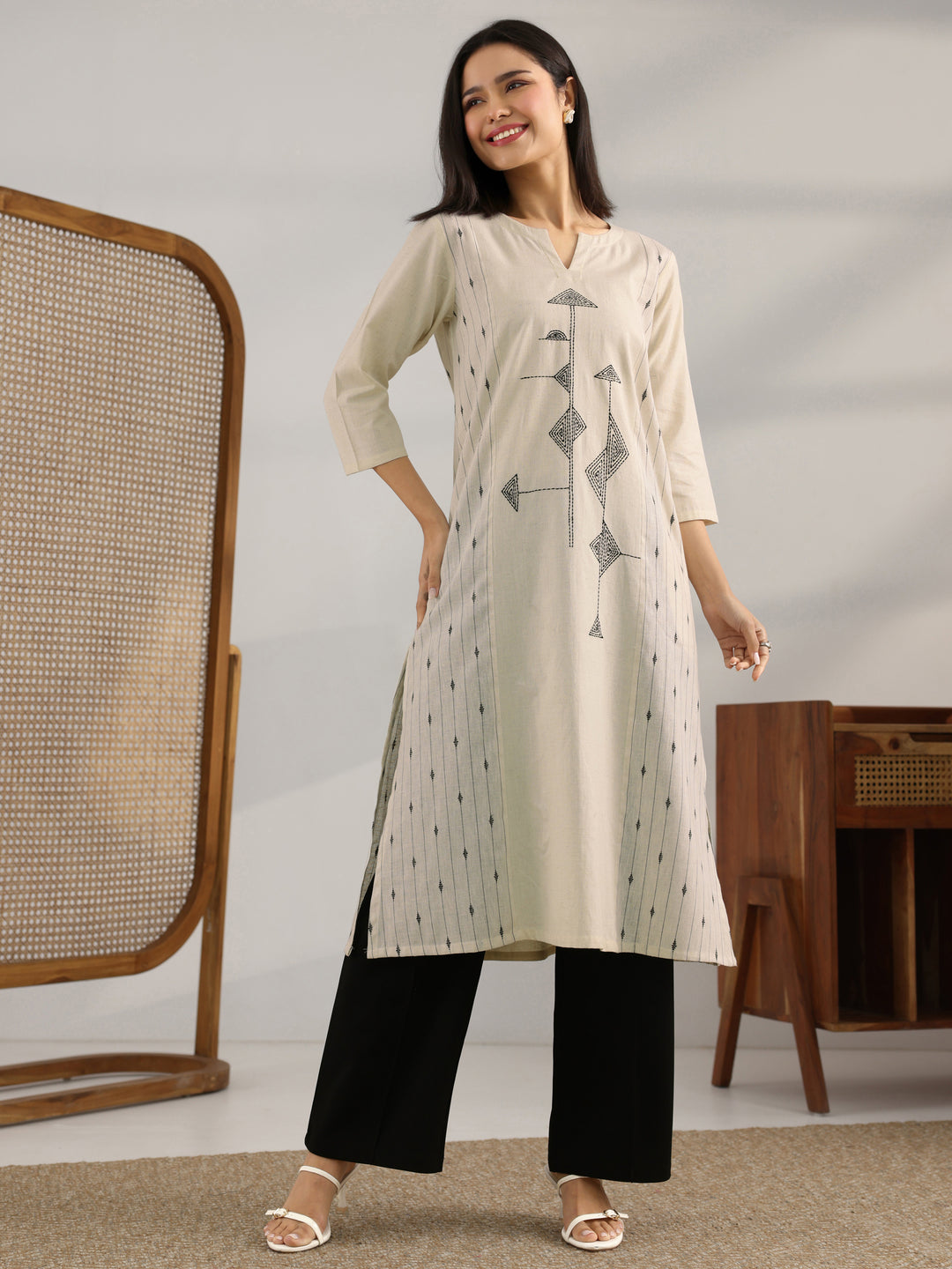 Off White Embroidered Cotton Blend Straight Kurta
