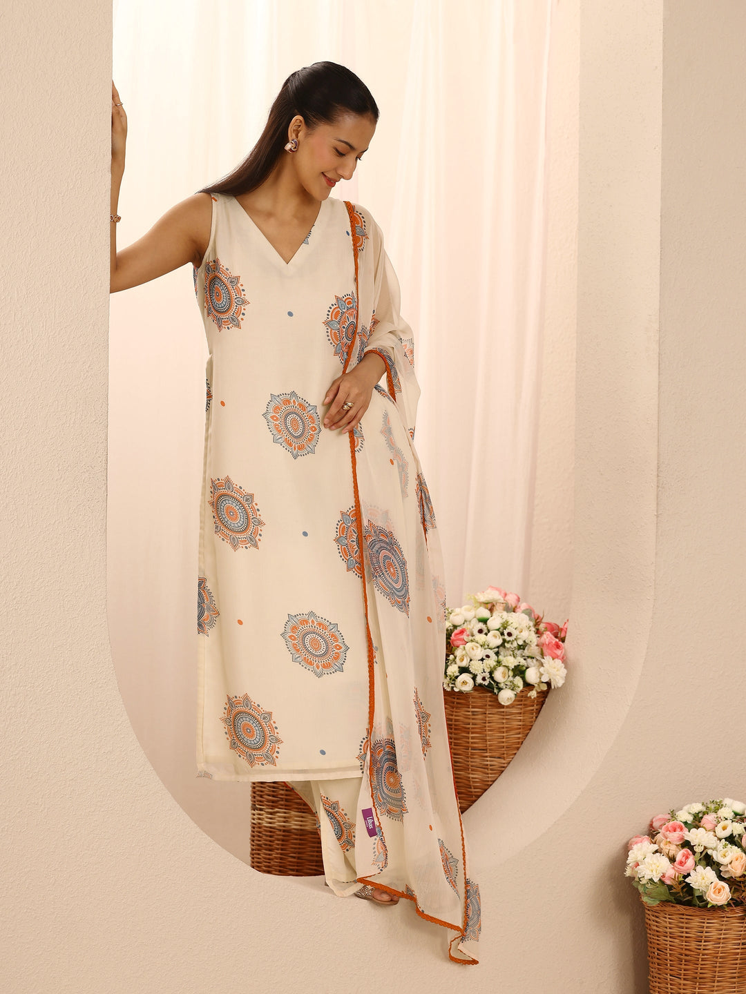 Off White Ethnic Motif Printed Chiffon Straight Suit Set With Dupatta