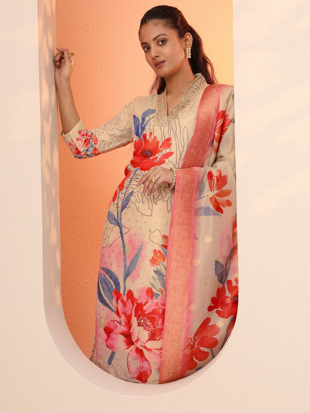 Off White Printed Silk Blend Straight Suit Set With Dupatta