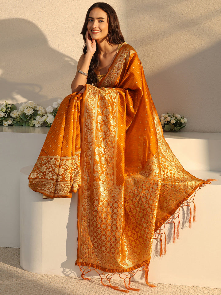 Orange Ethnic Woven Design Silk Blend Saree With Unstitched Blouse Piece