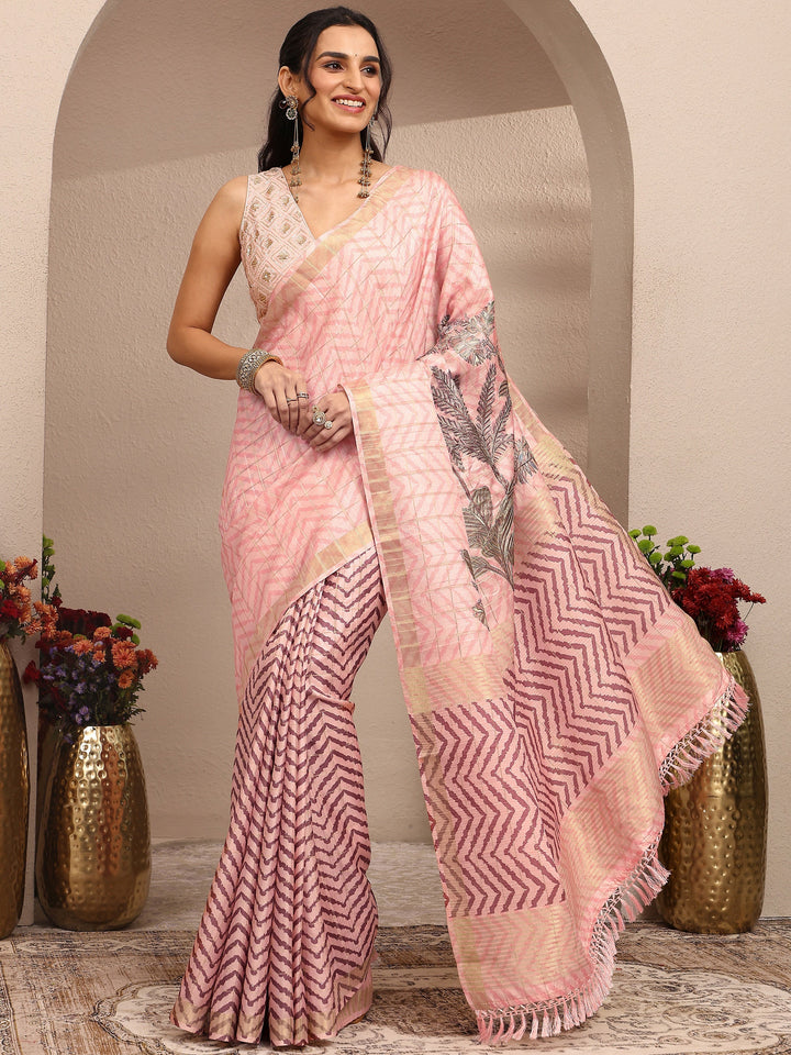 Peach Embroidered Silk Blend Saree With Unstitched Blouse Piece