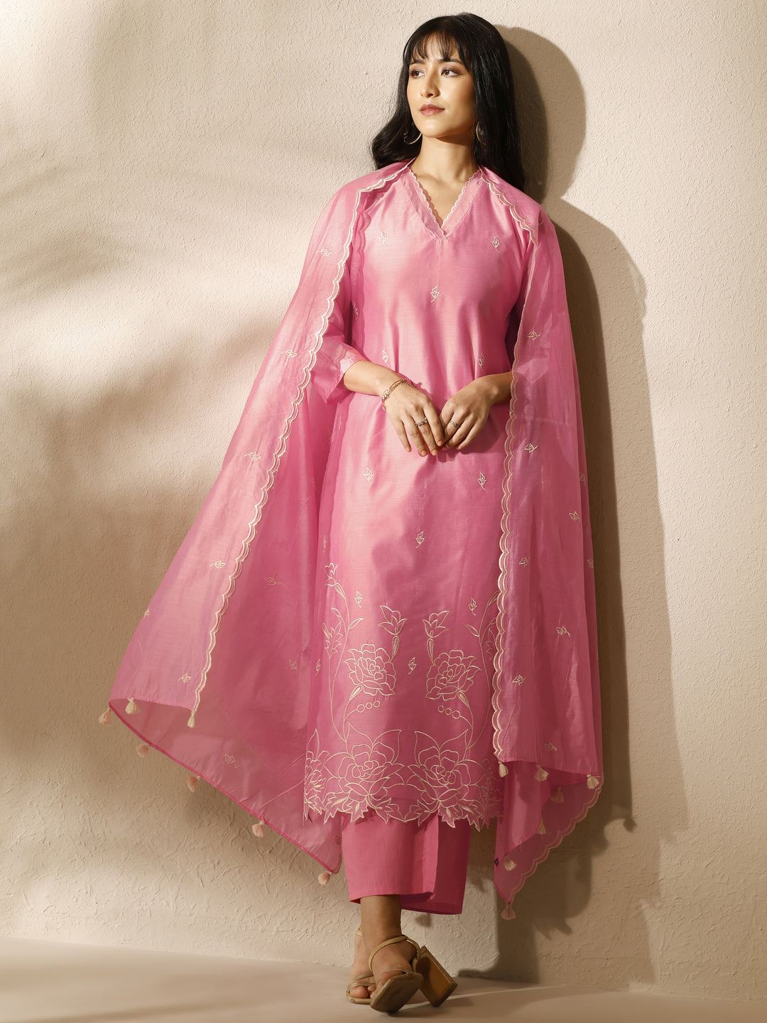 Peach Embroidered Silk Blend Straight Suit Set With Dupatta