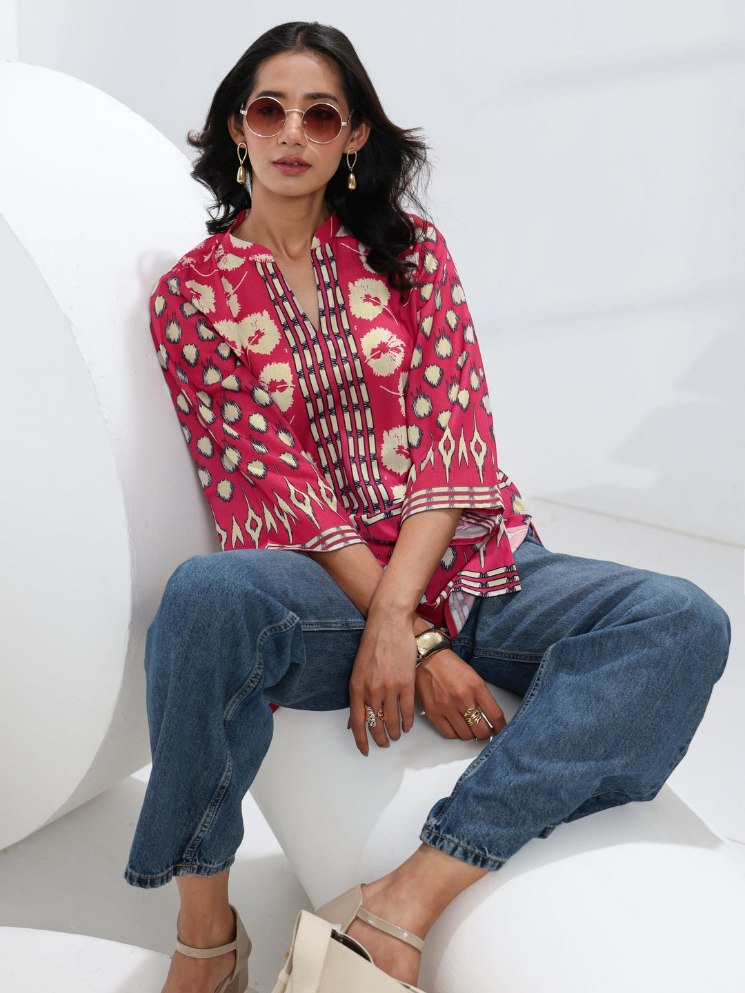 Pink Abstract Printed Cotton Blend Straight Short Kurti