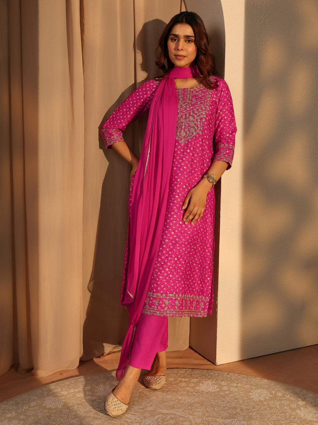 Pink Bandhani Embroidered Silk Blend Straight Suit Set With Dupatta