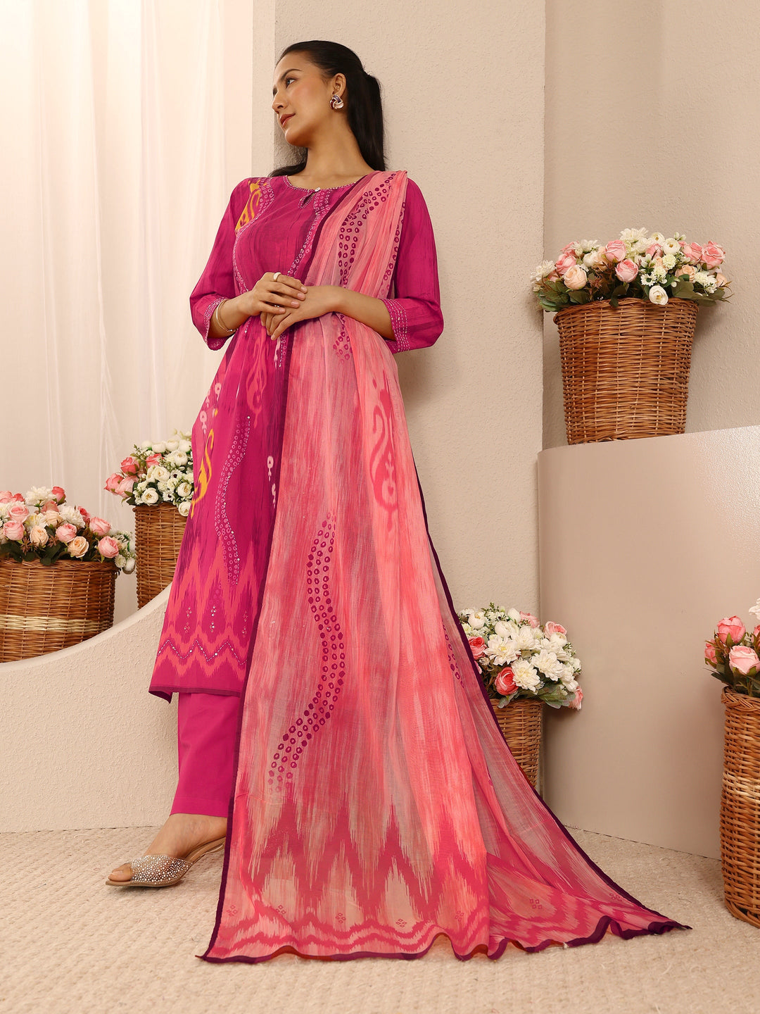 Pink Bandhani Printed Cotton Straight Suit Set With Dupatta