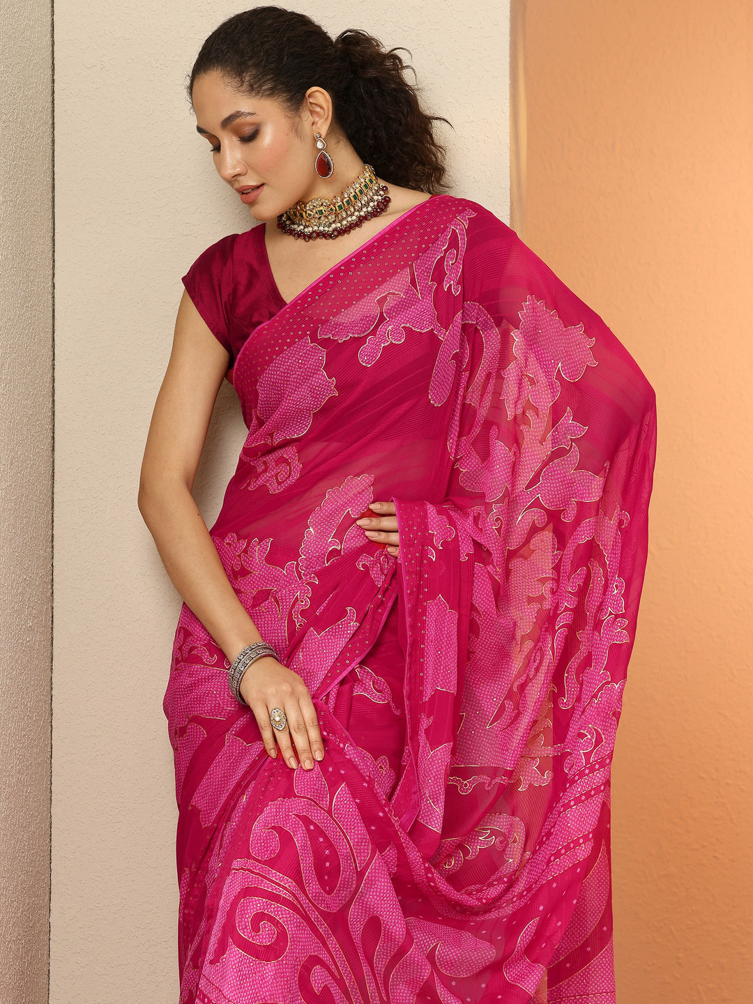 Pink Bandhani Printed Georgette Saree With Unstitched Blouse Piece