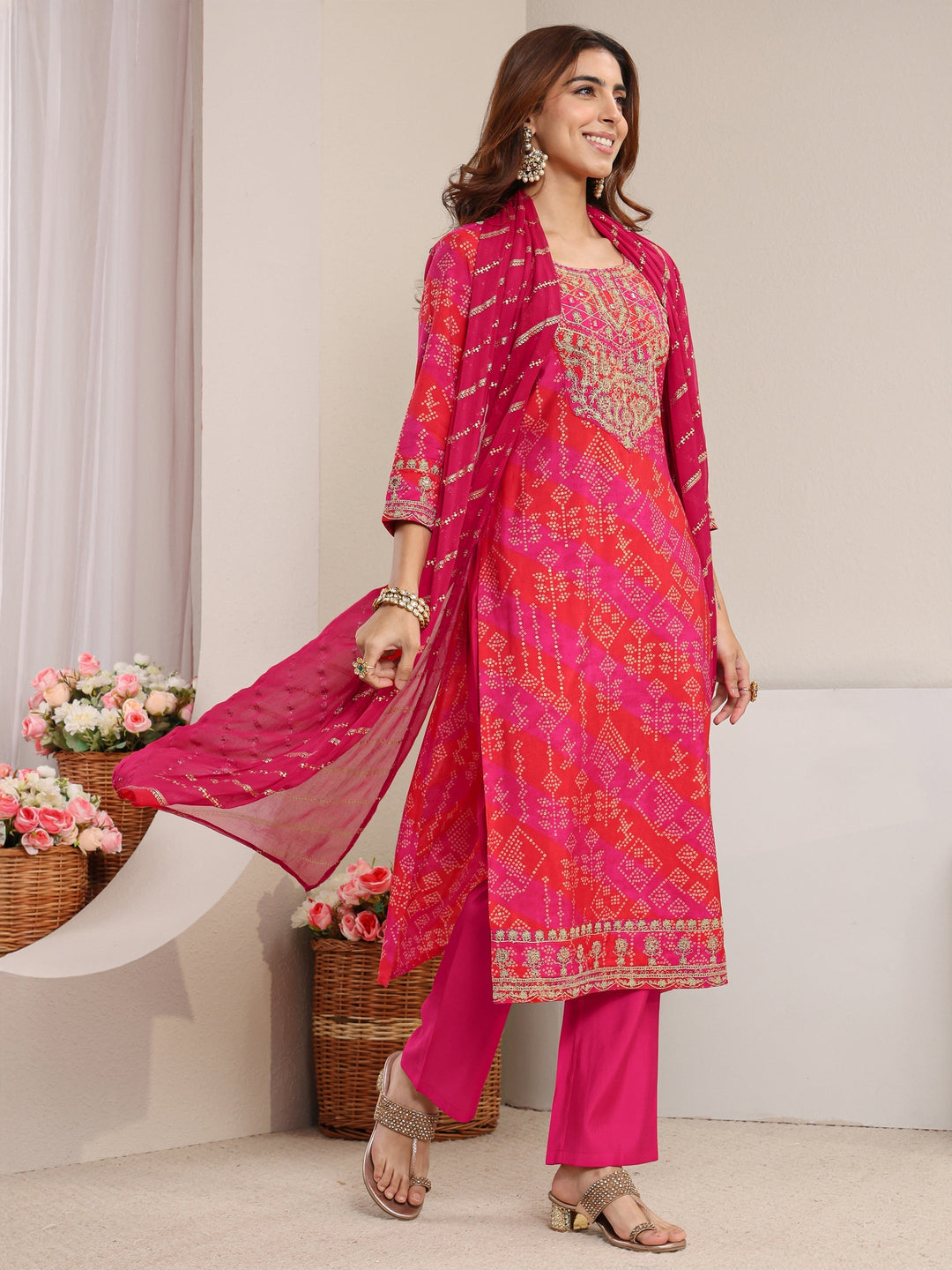 Pink Bandhani Printed Silk Blend Straight Suit Set With Dupatta