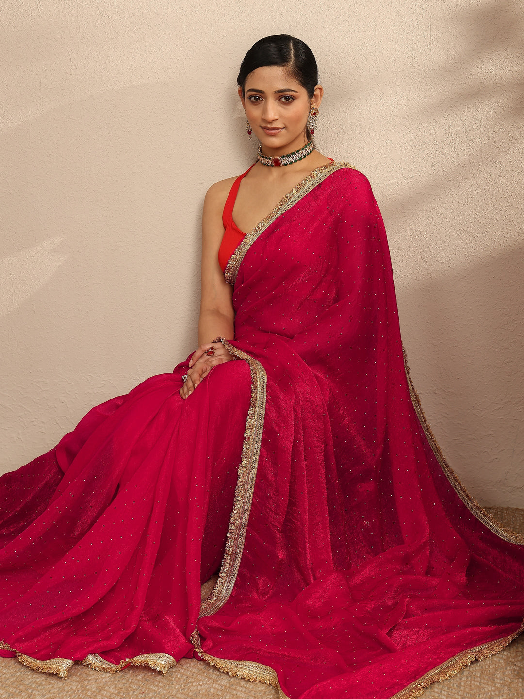 Pink Embellished Silk Blend Saree With Unstitched Blouse Piece