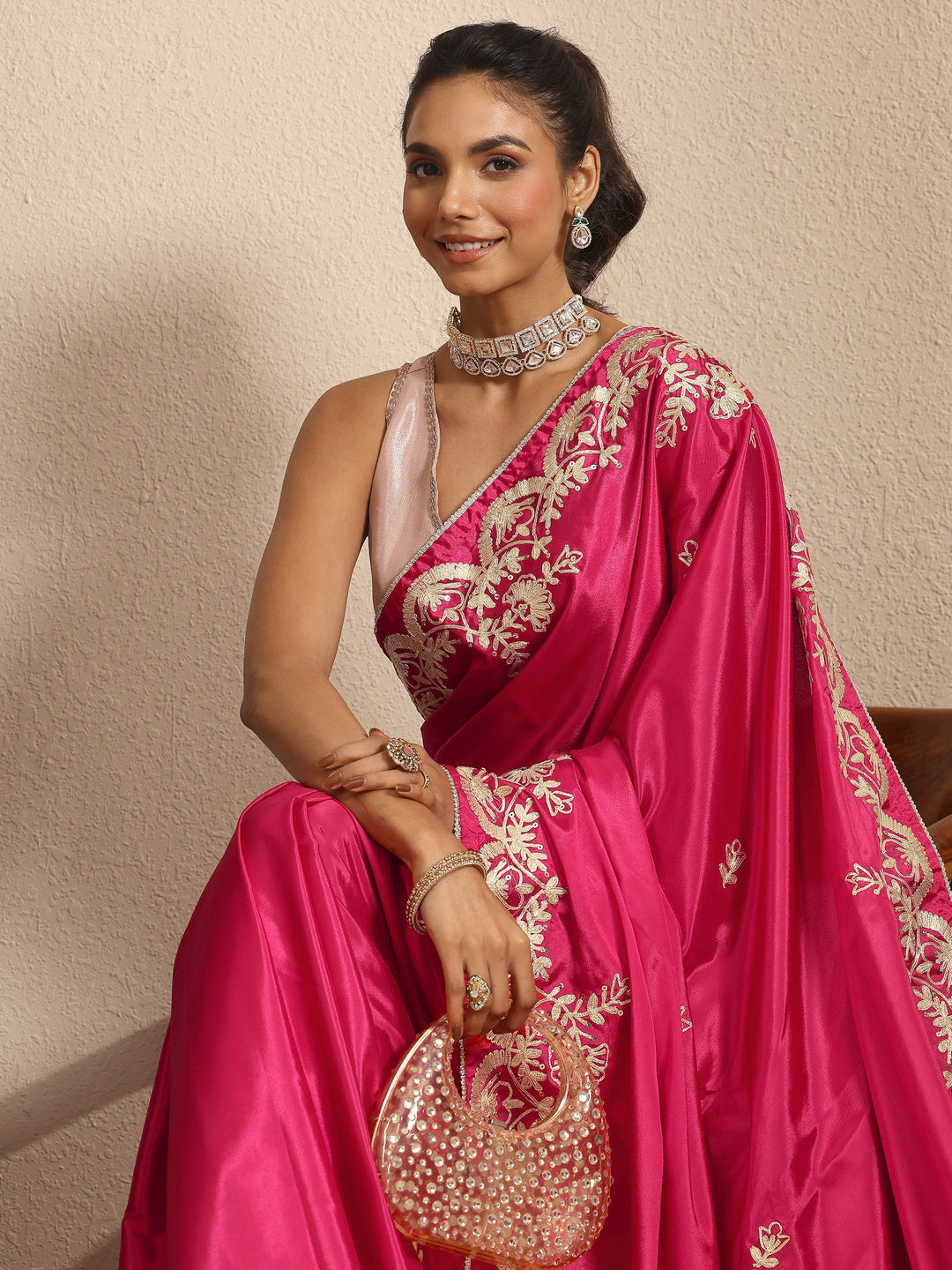 Pink Embroidered Silk Blend Saree With Unstitched Blouse Piece
