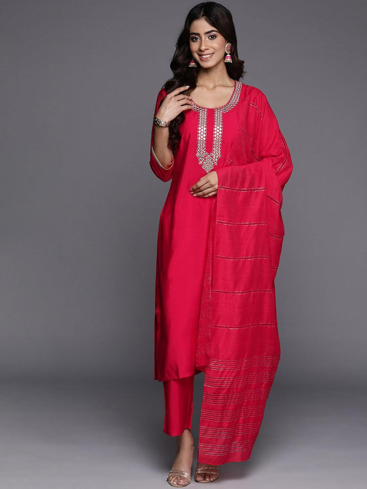 Pink Embroidered Silk Blend Straight Suit With Dupatta