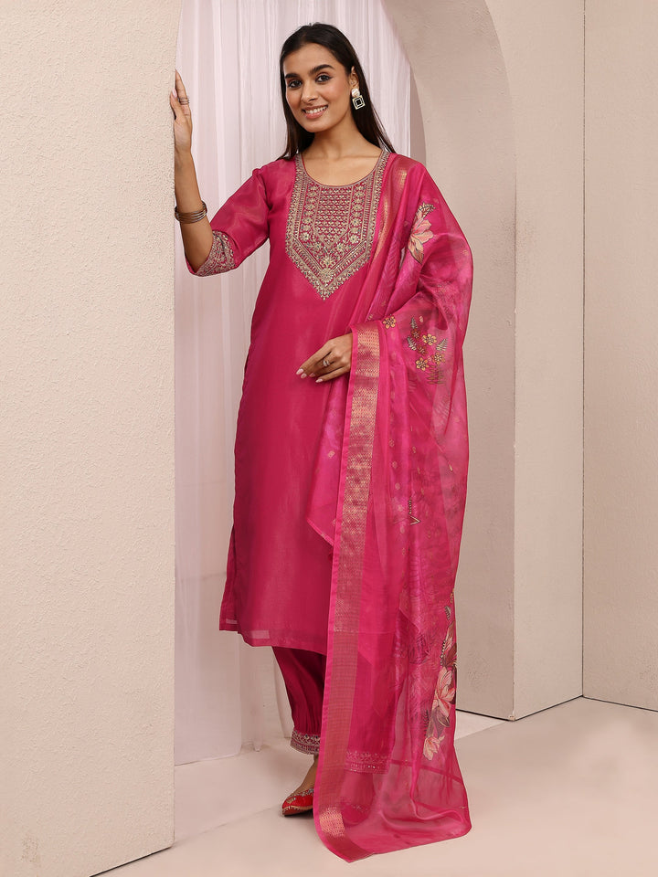Pink Embroidered Silk blend Straight Suit Set With Dupatta