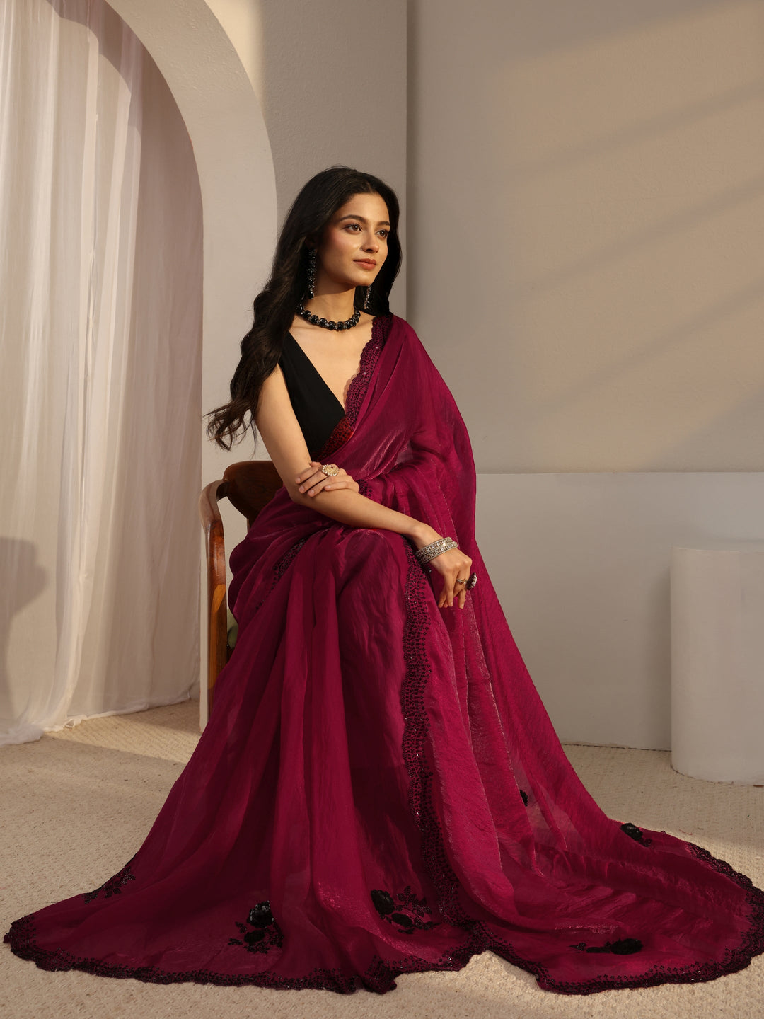 Pink Floral Embellished Organza Saree With Unstitched Blouse Piece