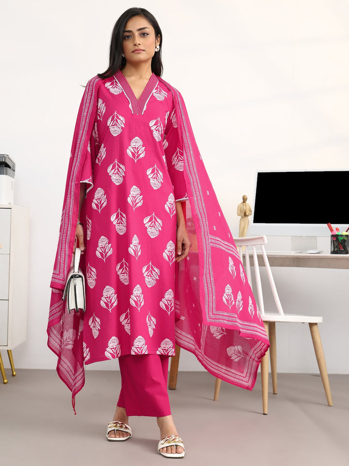 Pink Floral Printed Cotton Blend Straight Suit Set With Dupatta