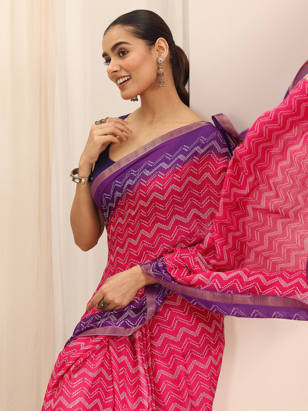 Pink Printed Georgette Saree With Unstitched Blouse Piece