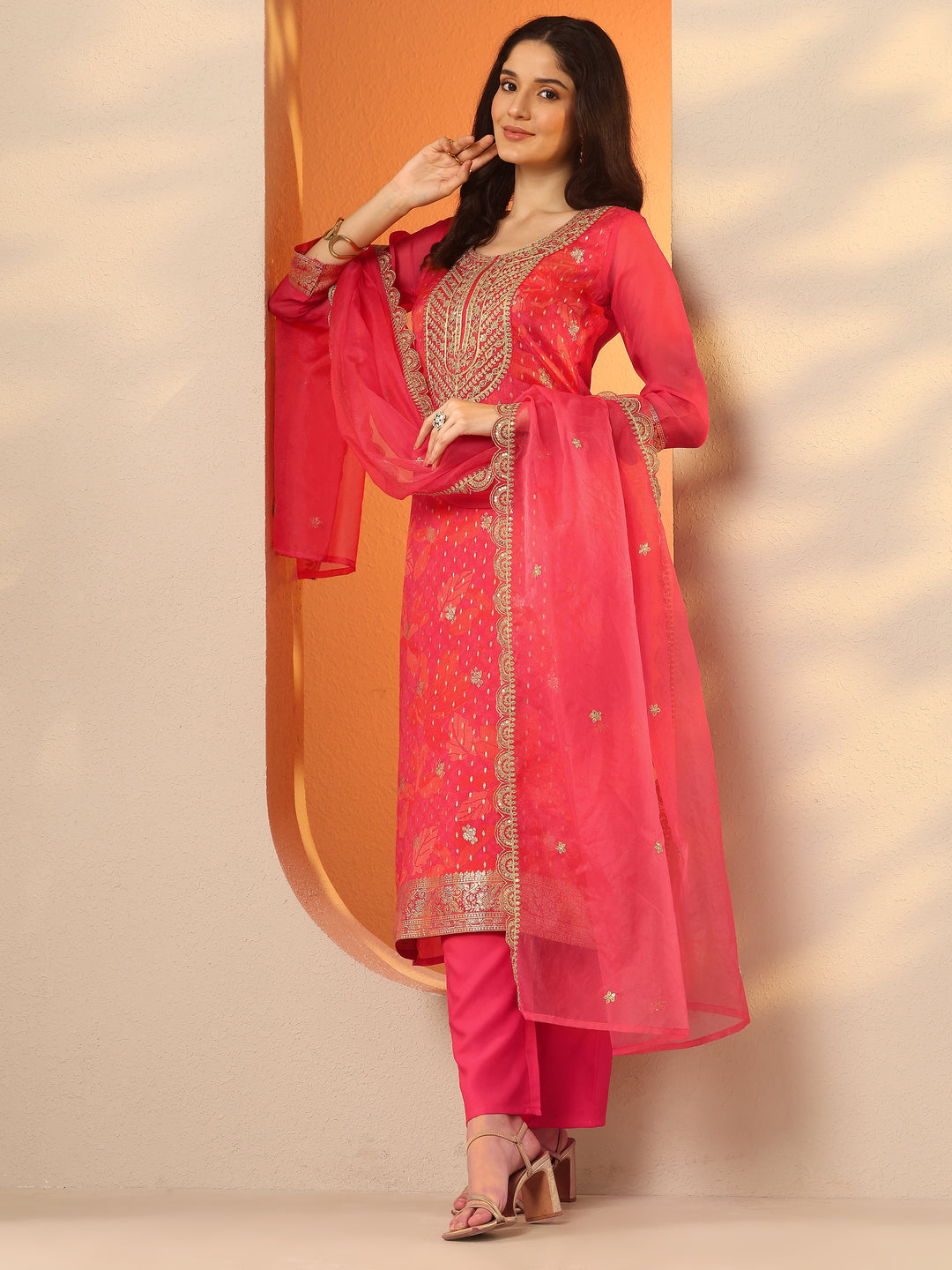 Pink Printed Silk Blend Straight Suit Set With Dupatta