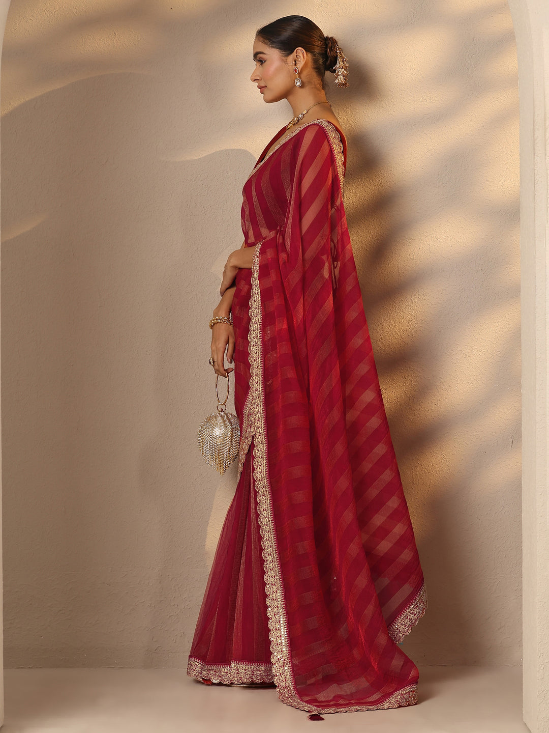 Pink Striped Embellished Silk Blend Saree With Unstitched Blouse Piece