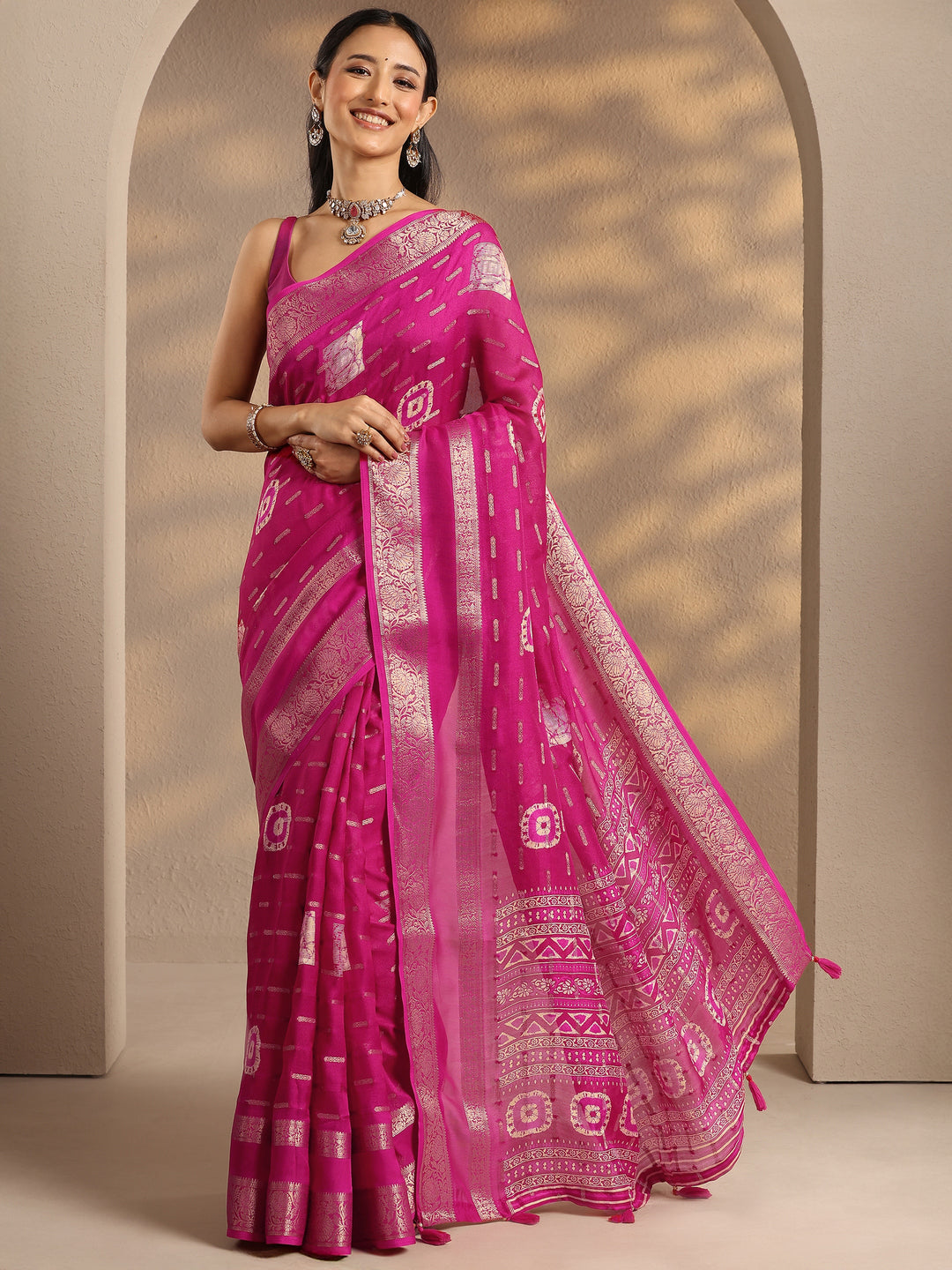 Pink Woven Design Silk Blend Saree With Unstitched Blouse Piece